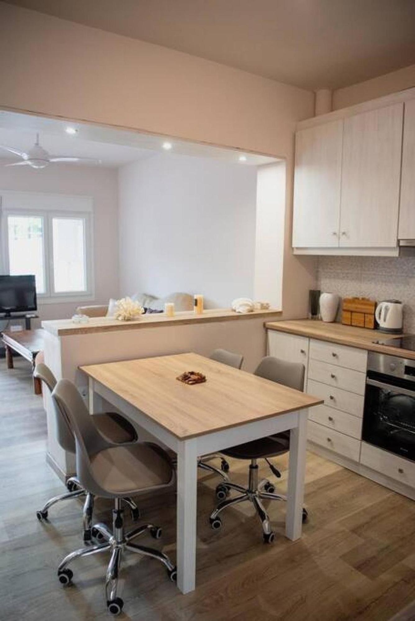 Betty's 4 Seasons In Holiday home Agria
